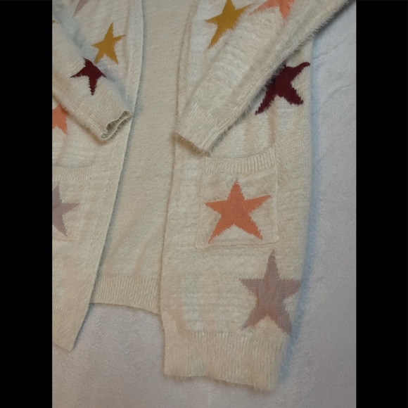 Davi & Dani Loose Fit Layering Boyfriend Cardigan - Picture 6 of 12